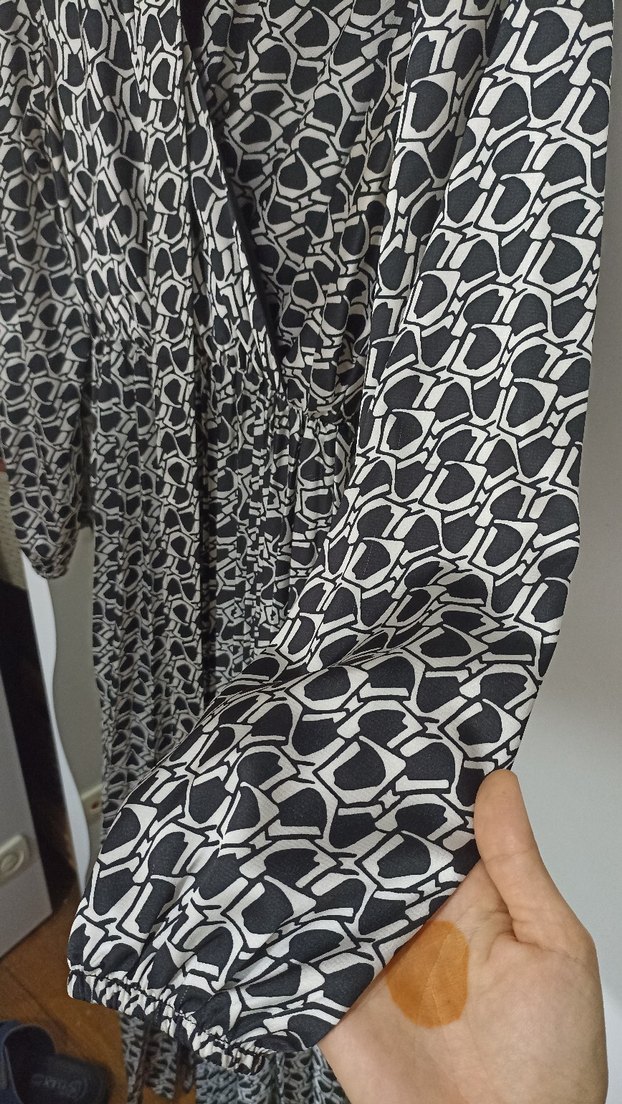 piliseli saten kadın abiye - Görsel 5