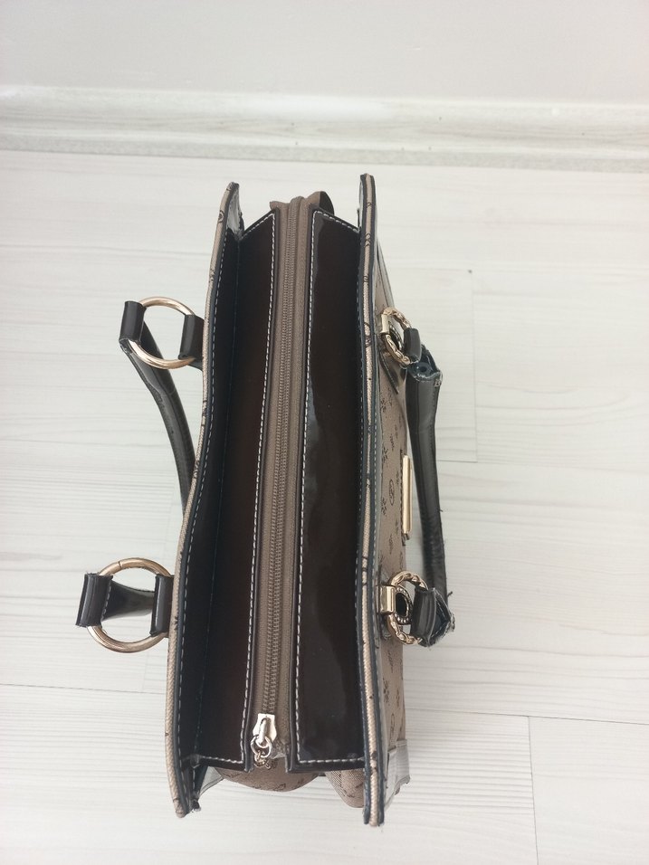 Bej Desenli Klasik Kadın Deri Çanta - Görsel 4