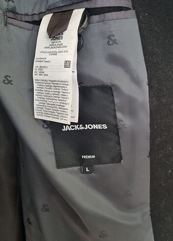 l Beden siyah Renk Jack&Jones yün kaban, yenidir.