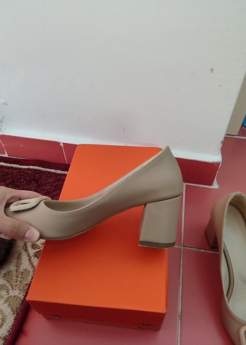 37 Beden ten rengi Renk Bej Kadın Topuklu Stiletto Ayakkabı