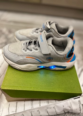 Gri Erkek Çocuk Spor Ayakkabı