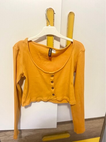 H&m crop