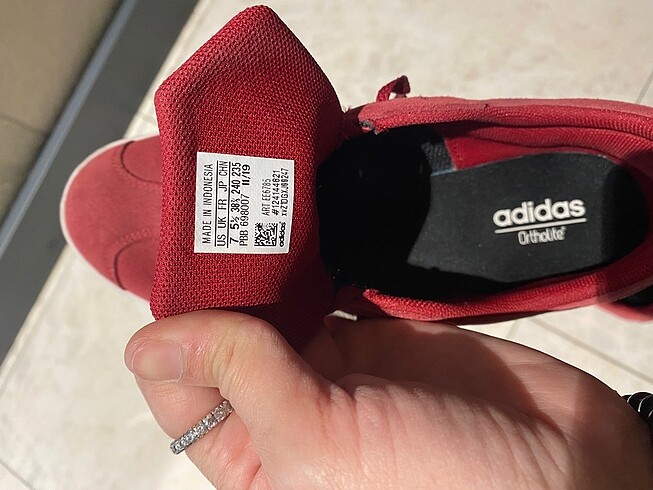 38 Beden Adidas spor ayakkabı