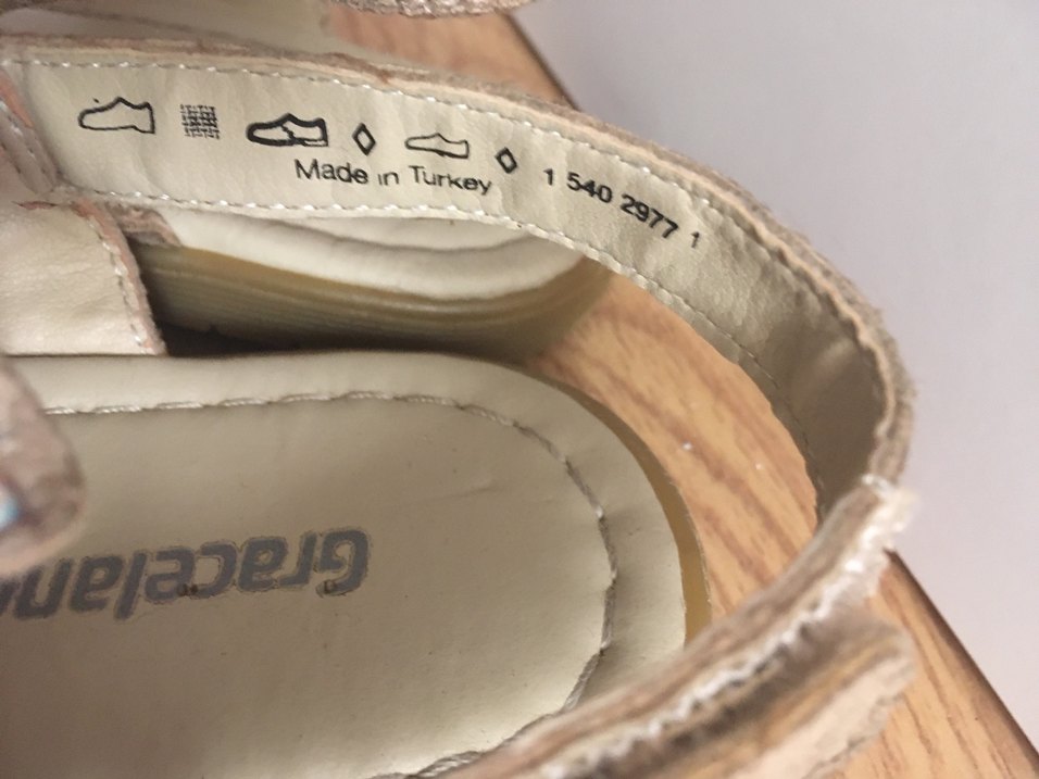 Kız Çocuk Parlak Bej Kelebekli Terlik - Görsel 3