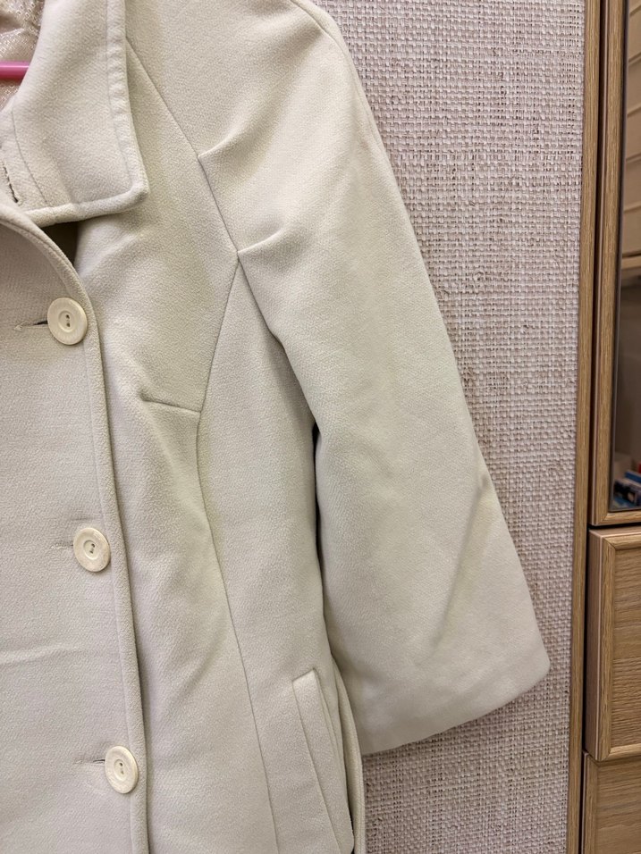 Adil Işık Düğmeli Beyaz Kabanı - Görsel 3