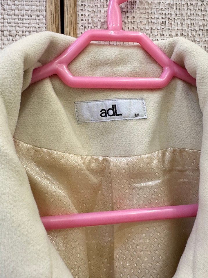 Adil Işık Düğmeli Beyaz Kabanı - Görsel 2