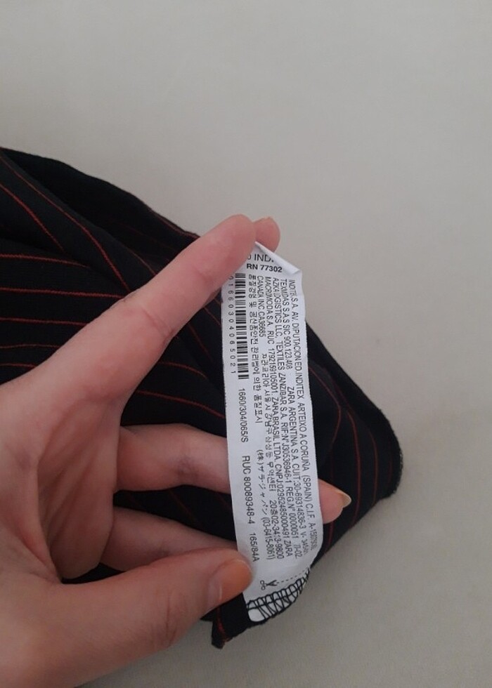 ZARA KIRMIZI SİYAH ÇİZGİLİ CROP TSHİRT  - Görsel 4