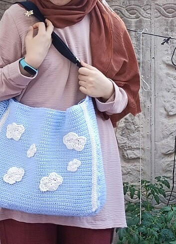 Zara Bulutlu Çanta