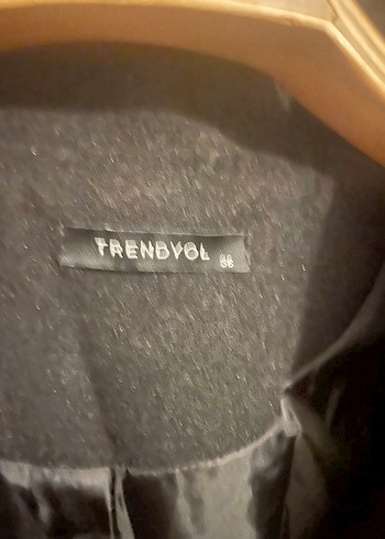 Siyah Çift Düğmeli Kaban - Görsel 2