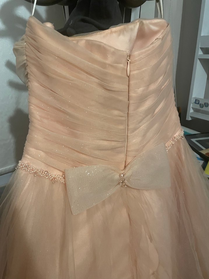 Yavruağzı Drapeli Uzun Straplez Nişan Elbisesi - Görsel 4