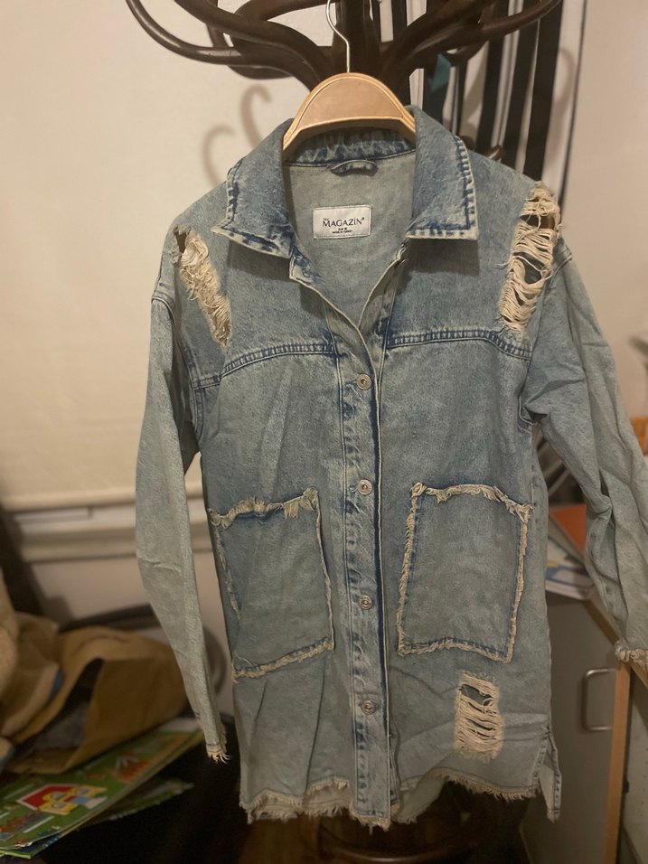 Düğmeli  Mavi Nakışlı Denim Ceket - Görsel 5