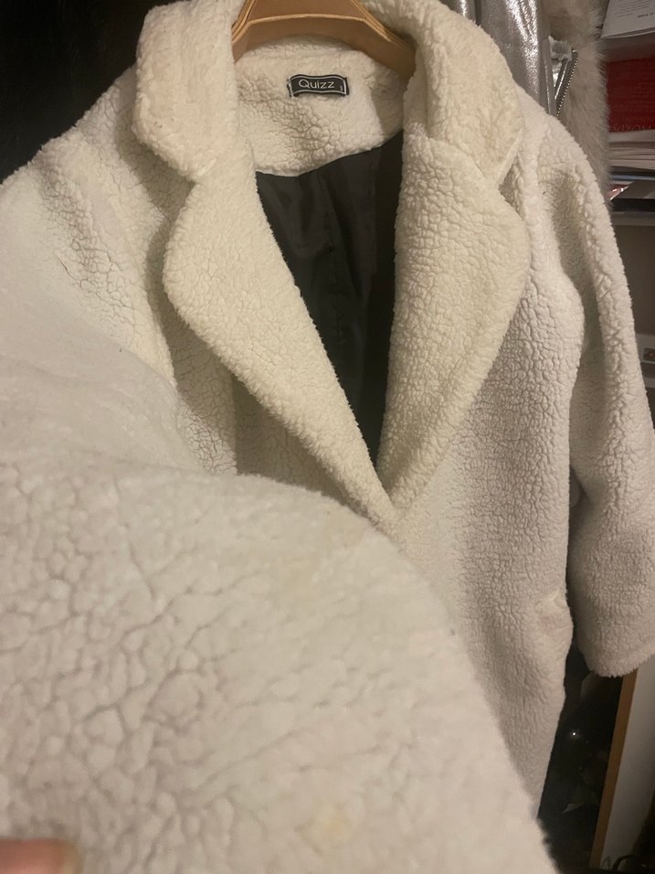 Ekru Midi Kadın Peluş Kaban - Görsel 4