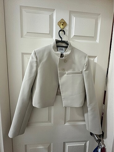Zara crop ceket