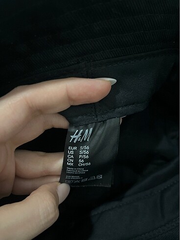 H&M H&M siyah şapka