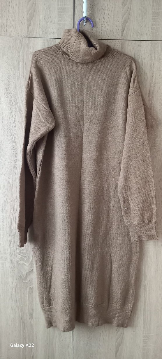 Bej Kadın Boğazlı Örgü Kazak - Görsel 3