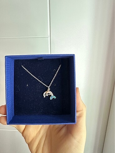 Beden Swarovski marka yunus kolye