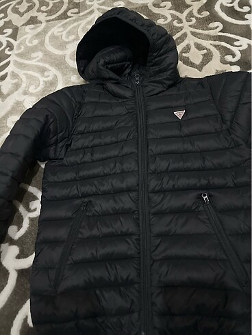8 Yaş Beden Guess unisex mont