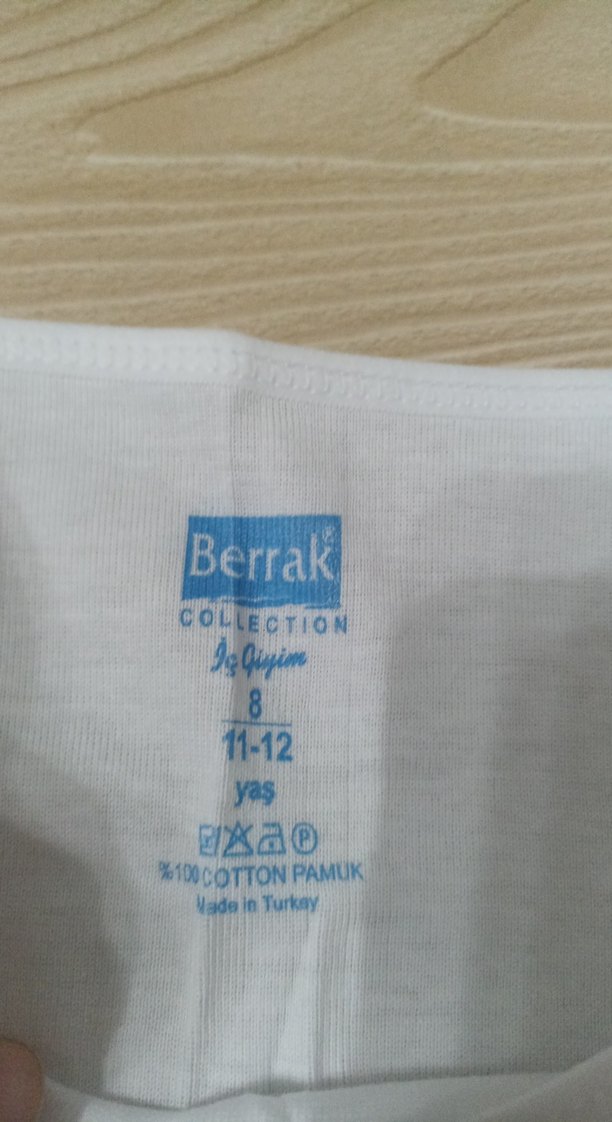 Beyaz Çocuk Atlet - Görsel 4