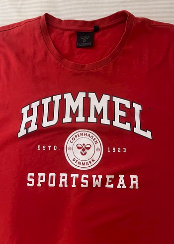 m Beden Hummel Kırmızı Baskılı Erkek Tişört