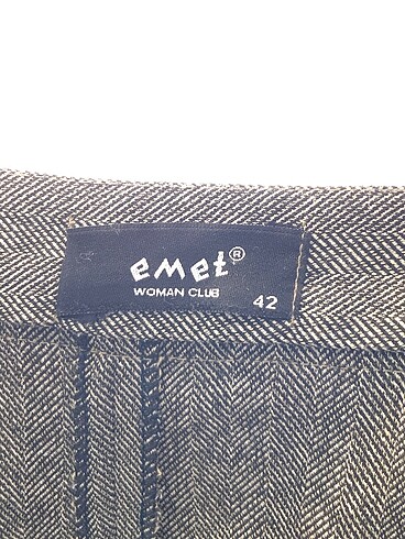 42 Beden çeşitli Renk PreLoved Kumaş Pantolon %70 İndirimli.