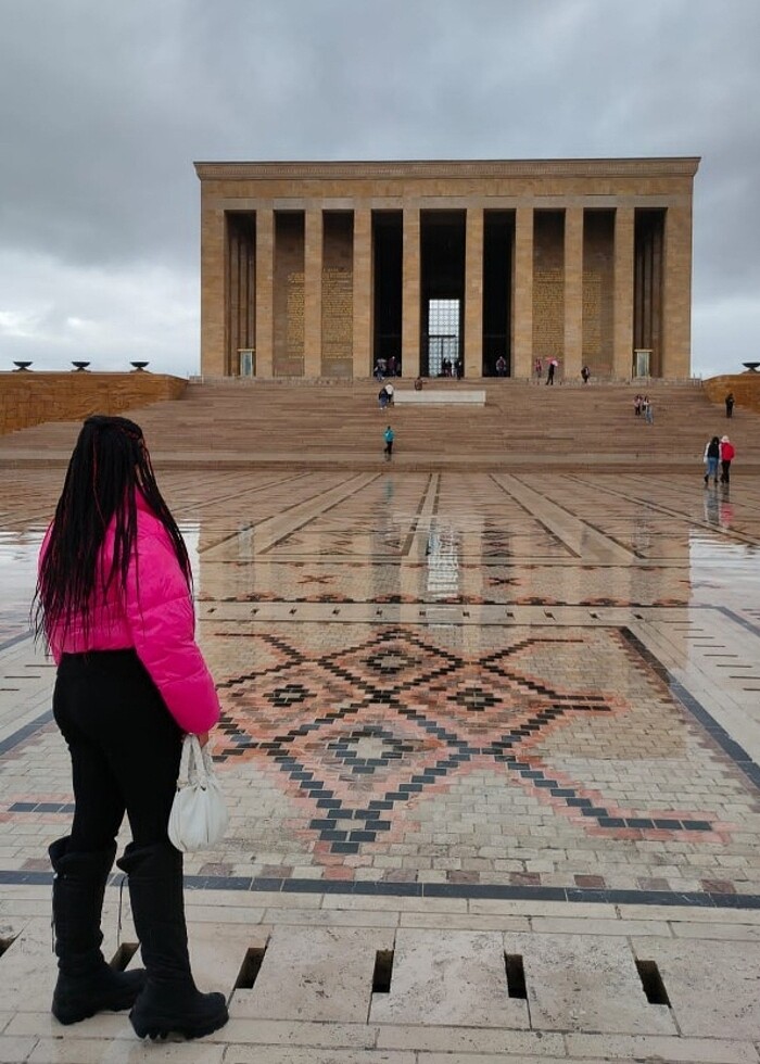 Islak Görünümlü Crop Fit Mont - Görsel 4