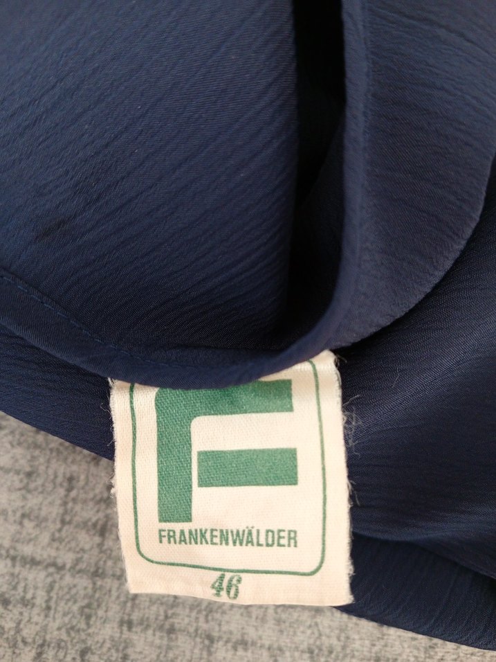 Lacivert Kadın Kolsuz Basic Bluz - Görsel 2