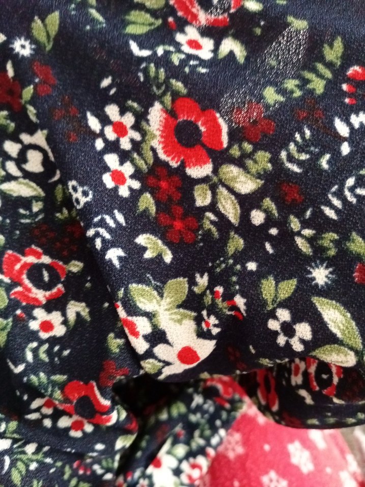 Çiçek Desenli Bohem Kolsuz Bluz - Görsel 2