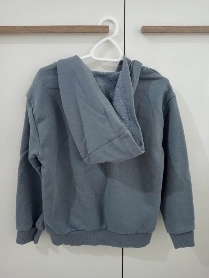 Gri Kapüşonlu Fermuarlı Erkek hırka - Görsel 4