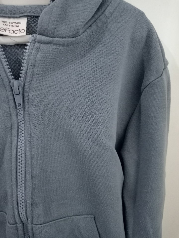 Gri Kapüşonlu Fermuarlı Erkek hırka - Görsel 3