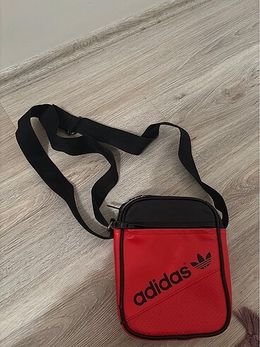 orijinal adidas çanta