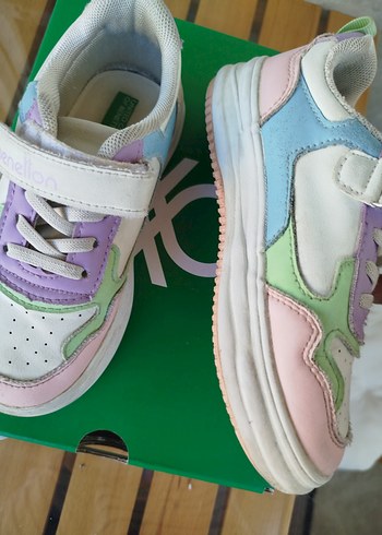 Renkli Bağcıklı ve Cırtcırtlı Kız Çocuk Spor Ayakkabı - Görsel 3