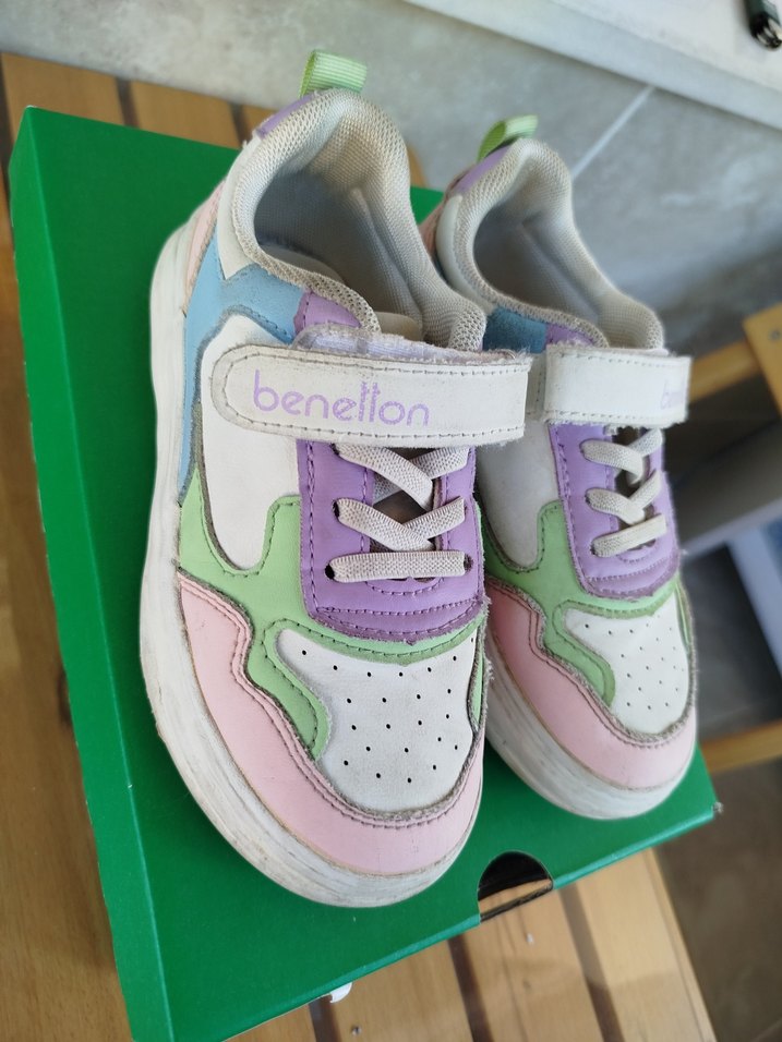 Renkli Bağcıklı ve Cırtcırtlı Kız Çocuk Spor Ayakkabı - Görsel 2