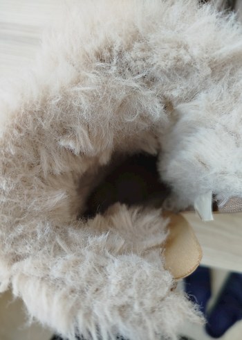 Kız Çocuk Bej Süet Kürklü Bot - Görsel 4