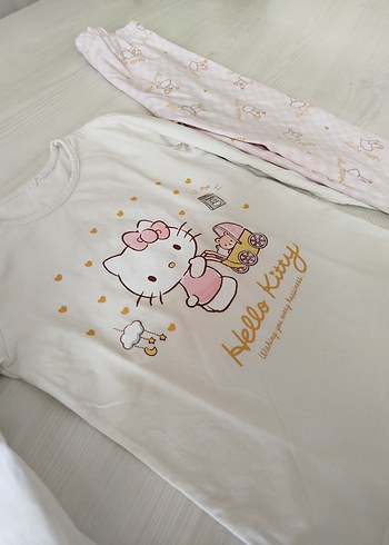 Hello Kitty Baskılı pijama takımı - Görsel 6