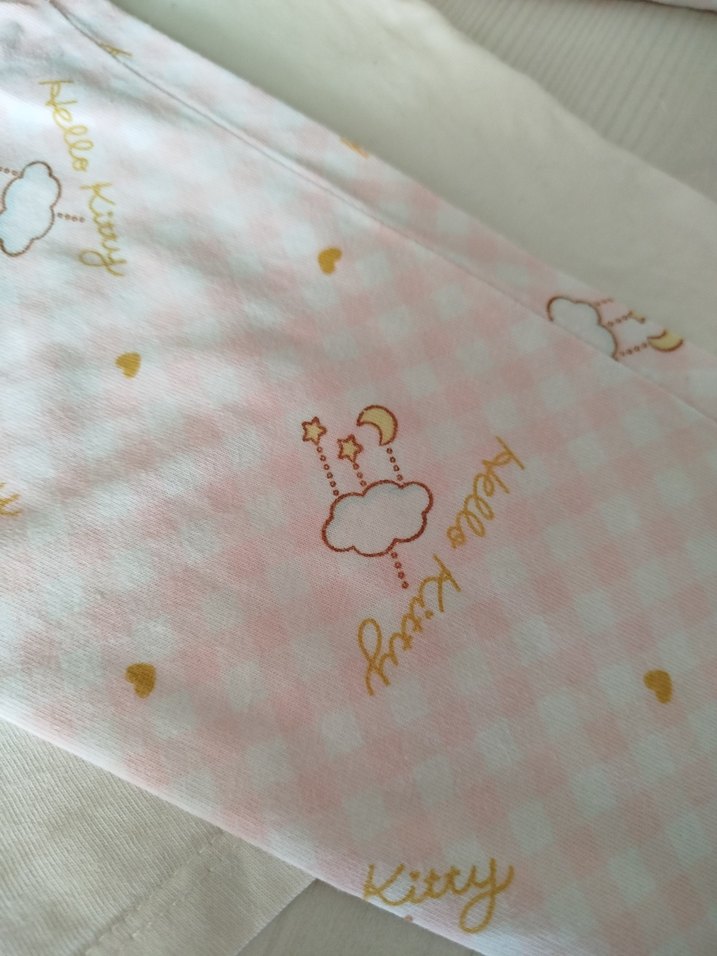 Hello Kitty Baskılı pijama takımı - Görsel 5