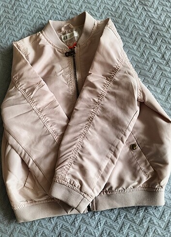 7 Yaş Beden H&M yağmurluk ceket 