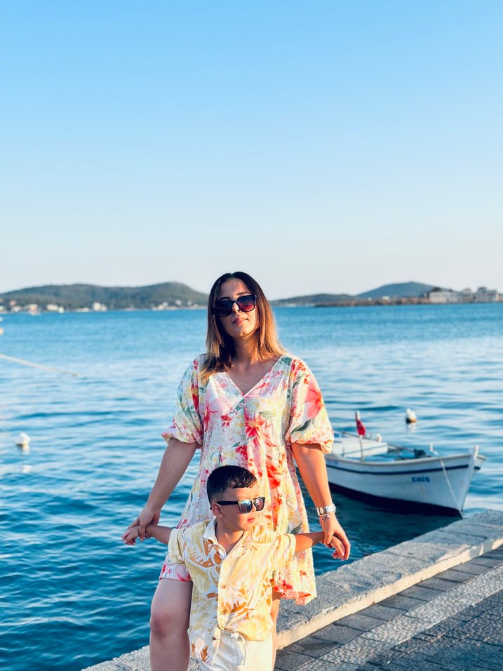 Bohem V Yakalı Kısa Çiçekli Elbise - Görsel 4