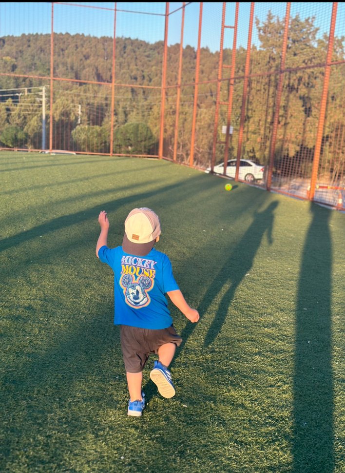 Erkek Çocuk Mavi Batik Desenli Kısa Kollu Tişört - Görsel 2