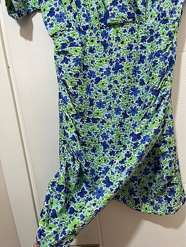 xs Beden Pull and bear kısa yazlık elbise