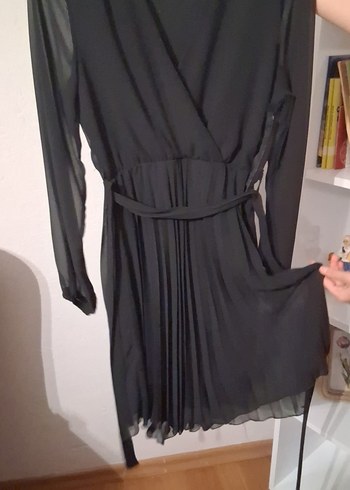 Zara Siyah Uzun Kemerli V Yaka Gotik Elbise