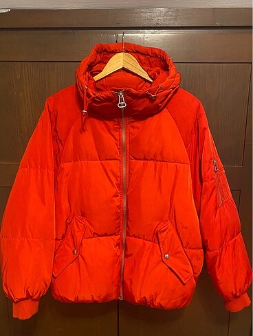 PULL&BEAR MONT