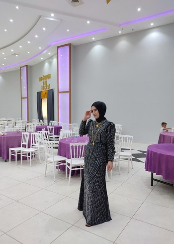 40 Beden siyah Renk Boncuk İşlemeli Siyah Uzun Abiye Elbise