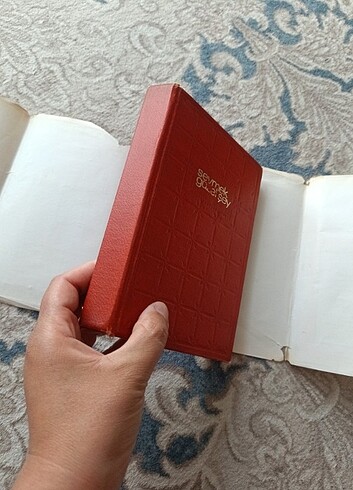 Sevmek güzel şey kitap roman  - Görsel 5