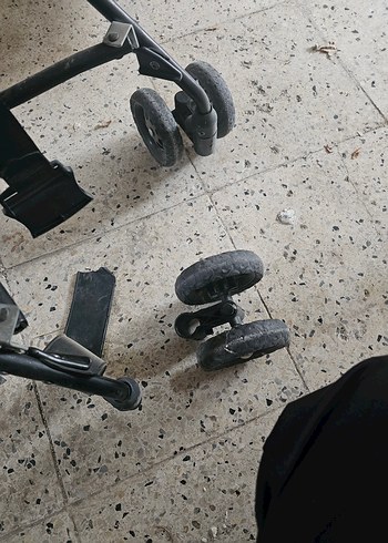 Duux Baston Bebek Arabası UFAK HASARLI - Görsel 3