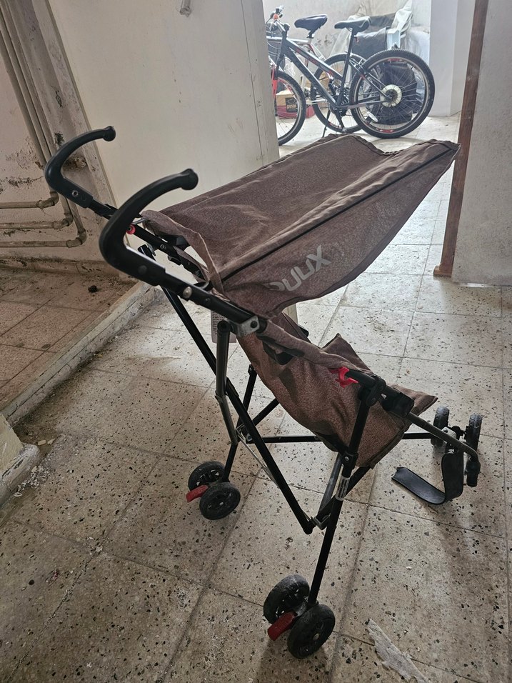 Duux Baston Bebek Arabası UFAK HASARLI - Görsel 4