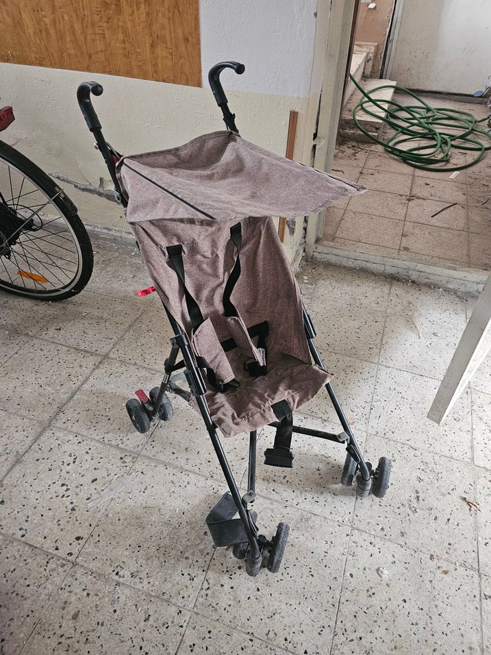 Duux Baston Bebek Arabası UFAK HASARLI - Görsel 2