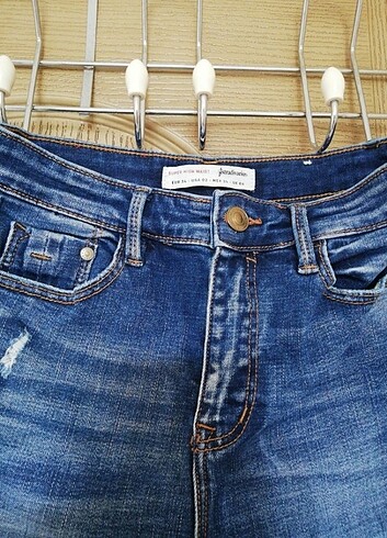 STRADİVARİUS JEAN 1 DEFA GİYİLDİ 34 BEDEN