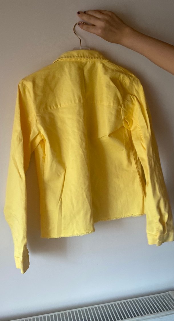 Sarı Düğmeli Çocuk Denim Ceket - Görsel 2