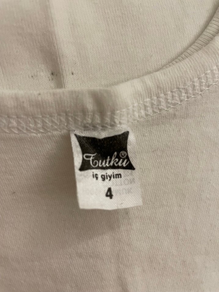 Beyaz Desensiz Çocuk Atlet - Görsel 4