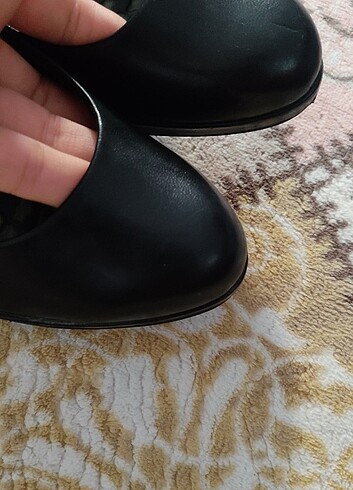 Deichmanndan düğün için alınmıştır düğün iptal olduğundan hiç gi